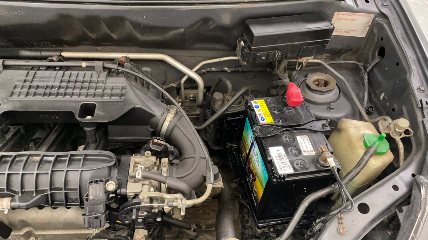 Used 2016 Maruti Suzuki Alto 800 Lxi Petrol Manual engine ENGINE LEFT SIDE VIEW