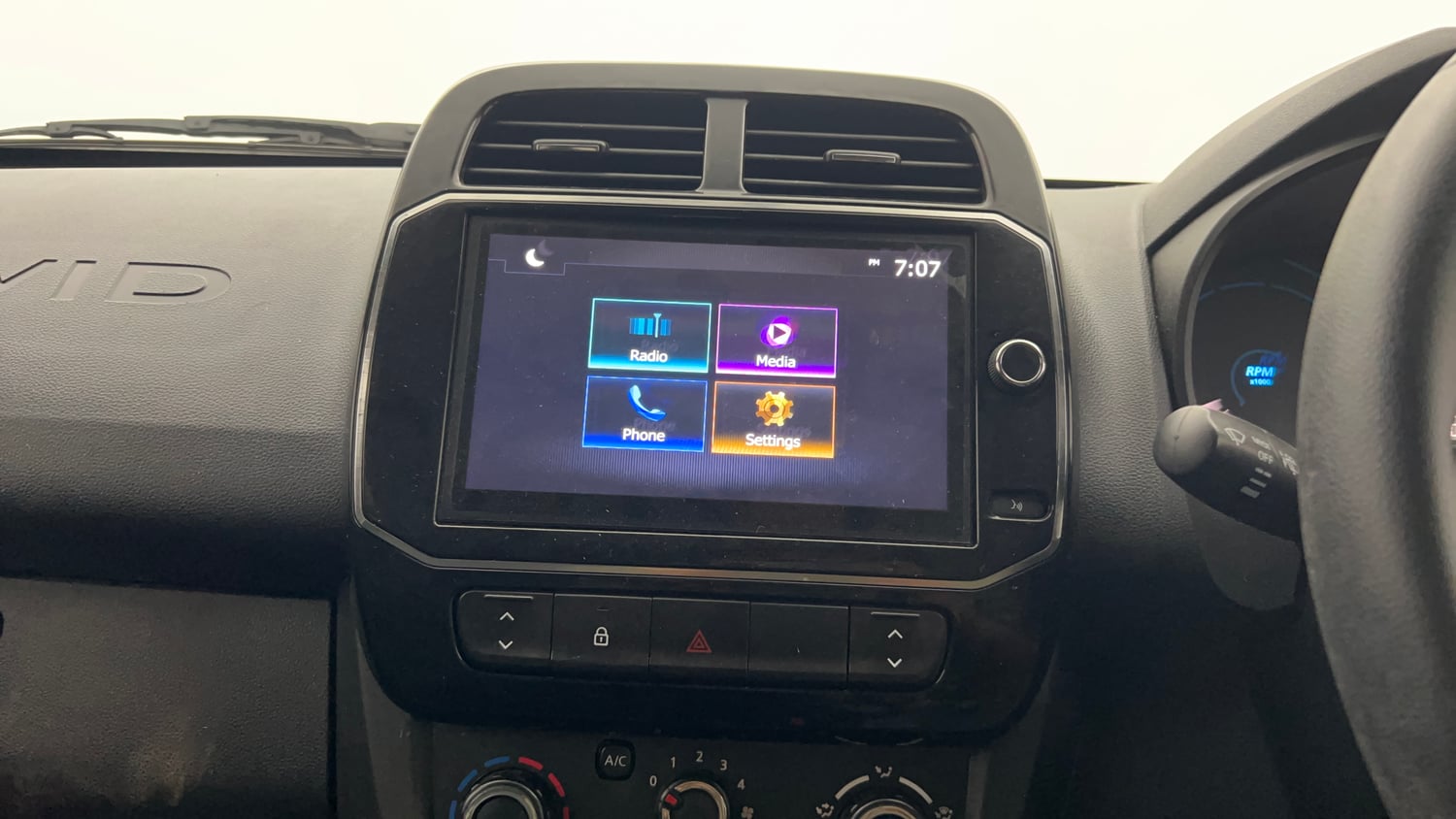 Used 2022 Renault Kwid RXT 1.0 AMT Petrol Automatic top_features Integrated (in-dash) music system