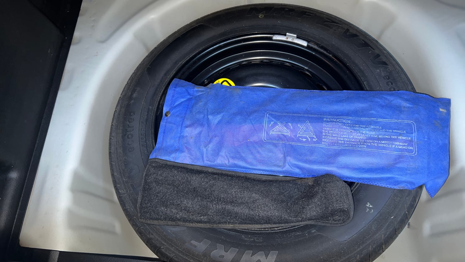 Used 2019 Maruti Suzuki Baleno Zeta Petrol Manual tyres SPARE TYRE VIEW