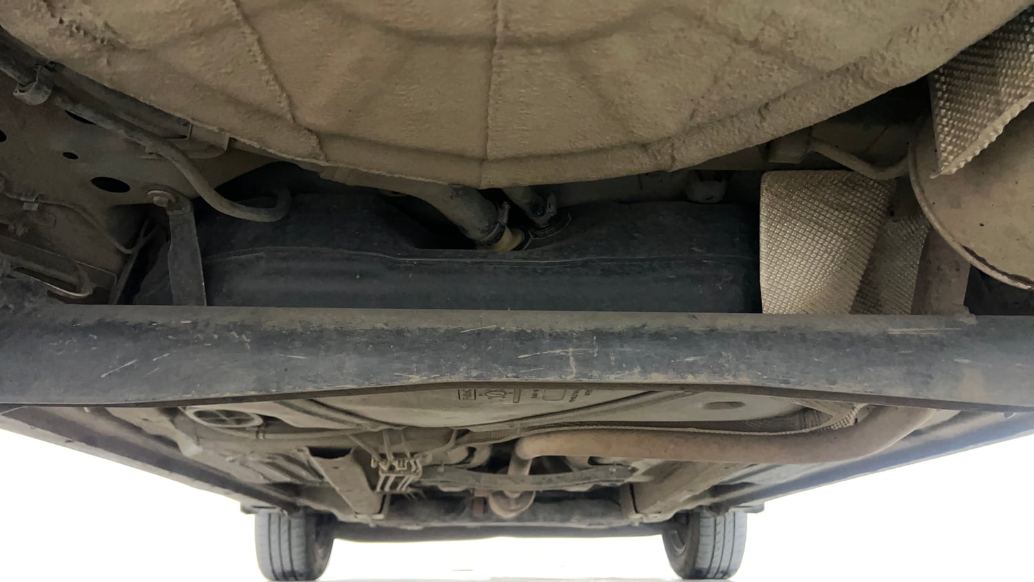 Used 2017 Ford Figo Titanium 1.2 Ti-VCT Petrol Manual extra REAR UNDERBODY VIEW (TAKEN FROM REAR)