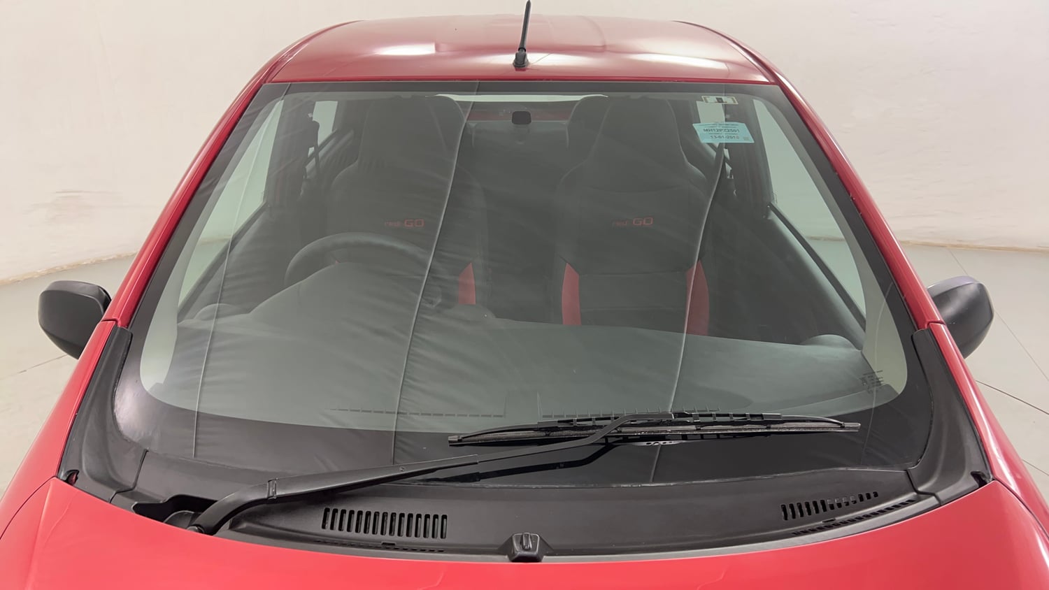 Used 2018 Datsun Redi-GO T(O) 1.0 Petrol Manual exterior FRONT WINDSHIELD VIEW