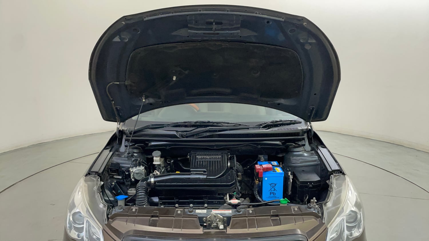 Used 2018 Maruti Suzuki Ciaz Zeta 1.4 AT Petrol Automatic engine ENGINE & BONNET OPEN FRONT VIEW