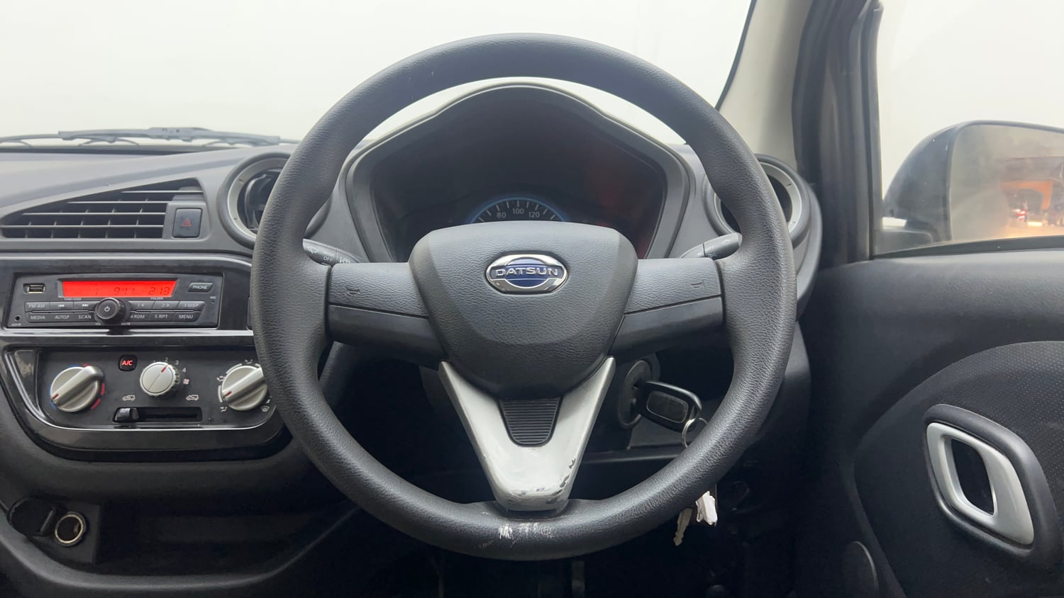 Used 2018 Datsun Redi-GO T (O) Petrol Manual interior STEERING VIEW