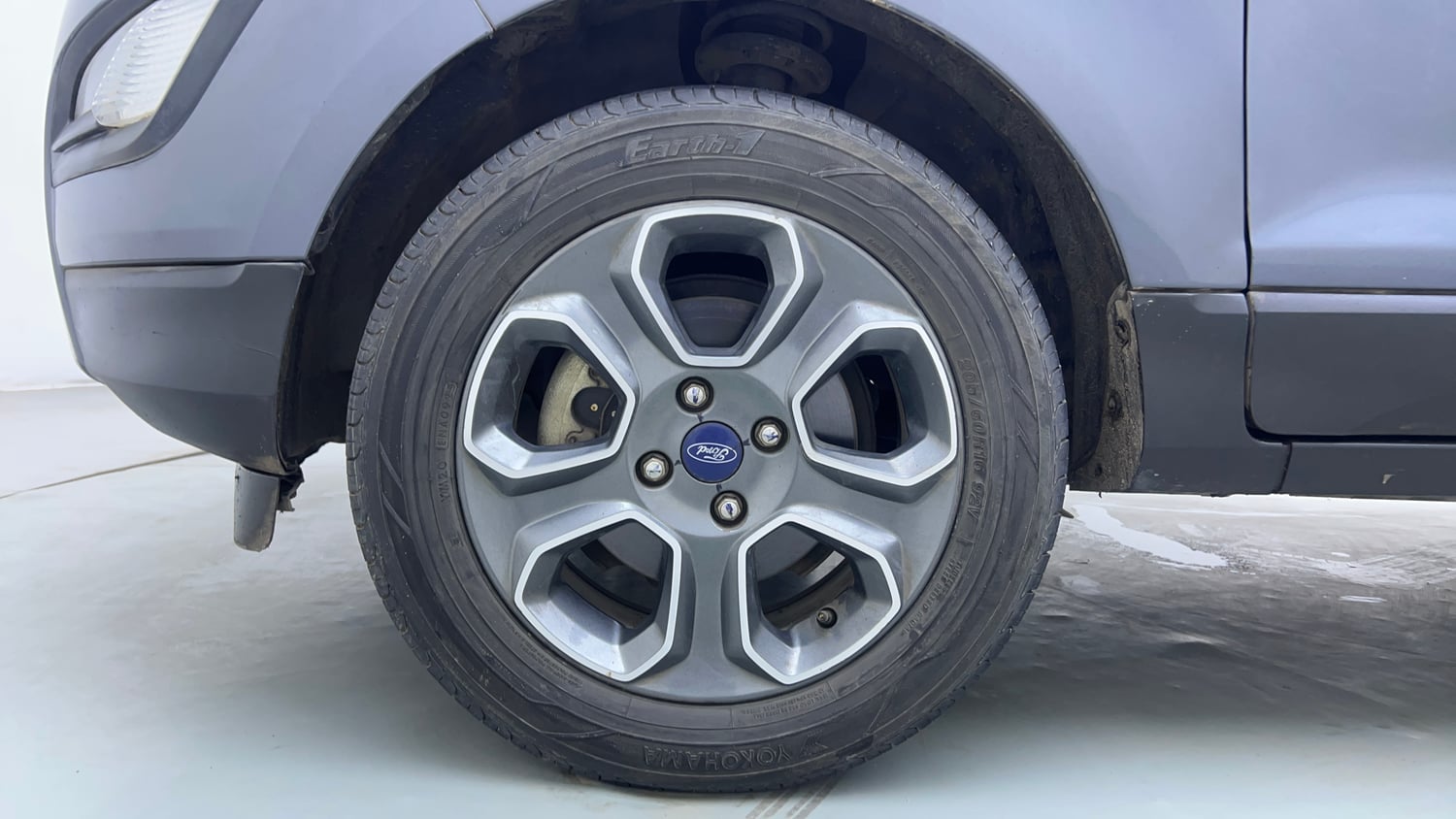 Used 2020 Ford EcoSport S MT 1.5 Ti-VCT Petrol Manual tyres LEFT FRONT TYRE RIM VIEW