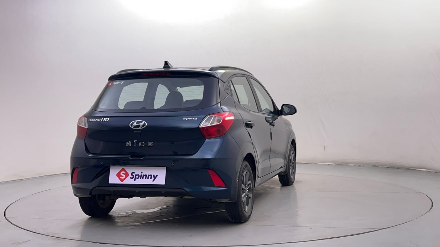 Used 2021 Hyundai Grand i10 Nios Sportz AMT 1.2 Kappa VTVT Petrol Automatic exterior RIGHT REAR CORNER VIEW