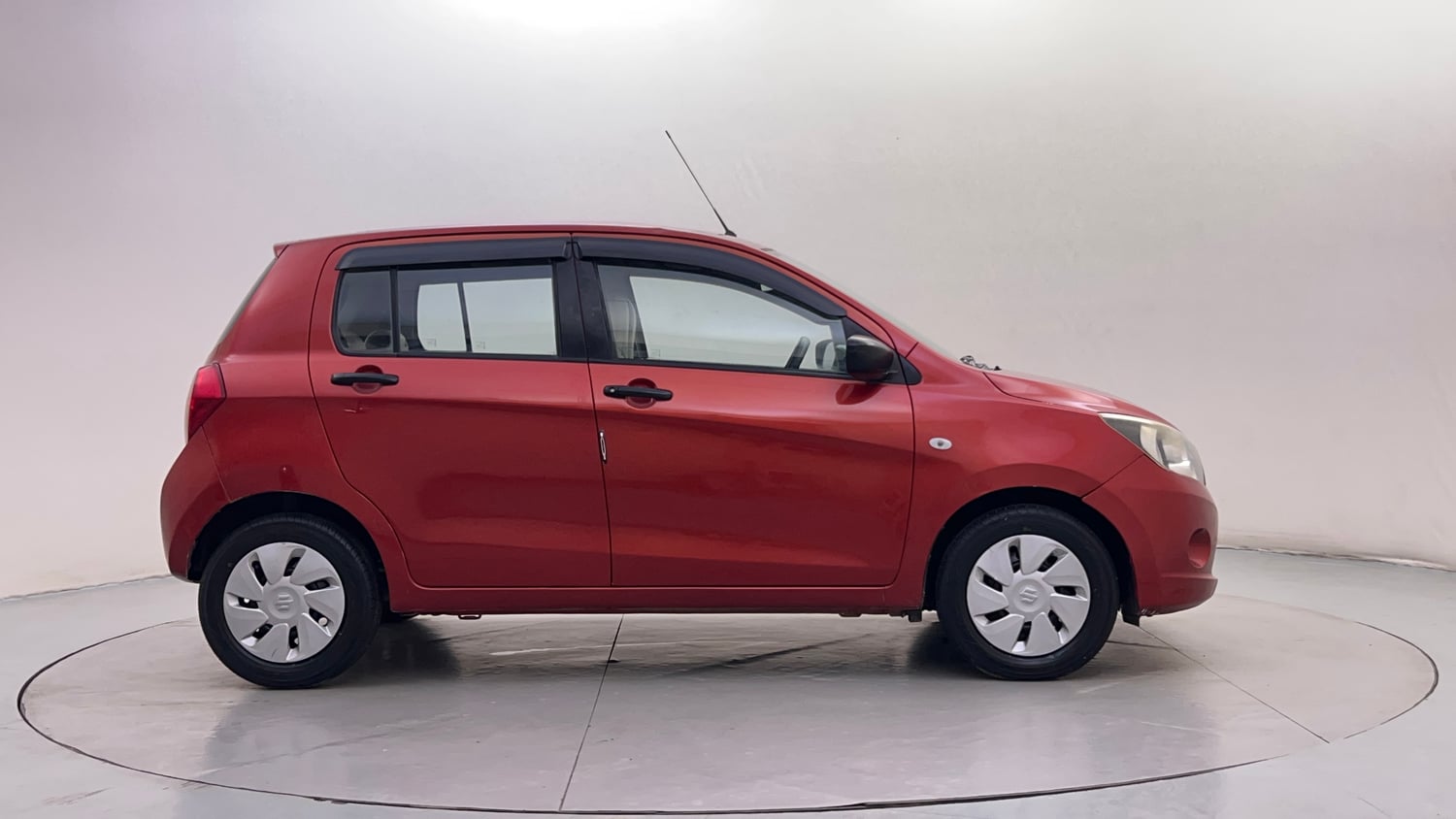 Used 2014 Maruti Suzuki Celerio VXi Petrol Manual exterior RIGHT SIDE VIEW