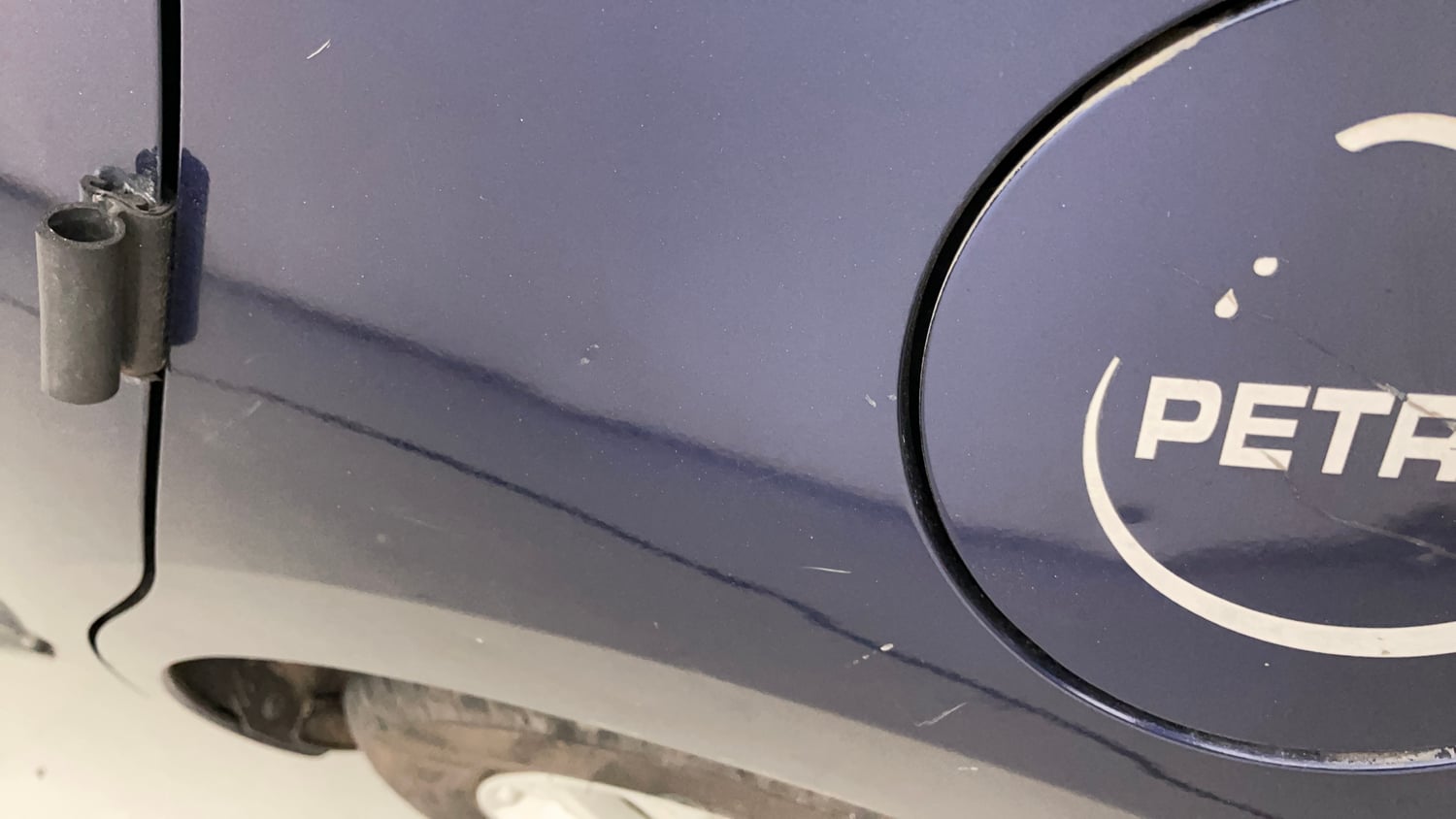 Used 2021 Maruti Suzuki Swift ZXi Petrol Manual dents MINOR SCRATCH