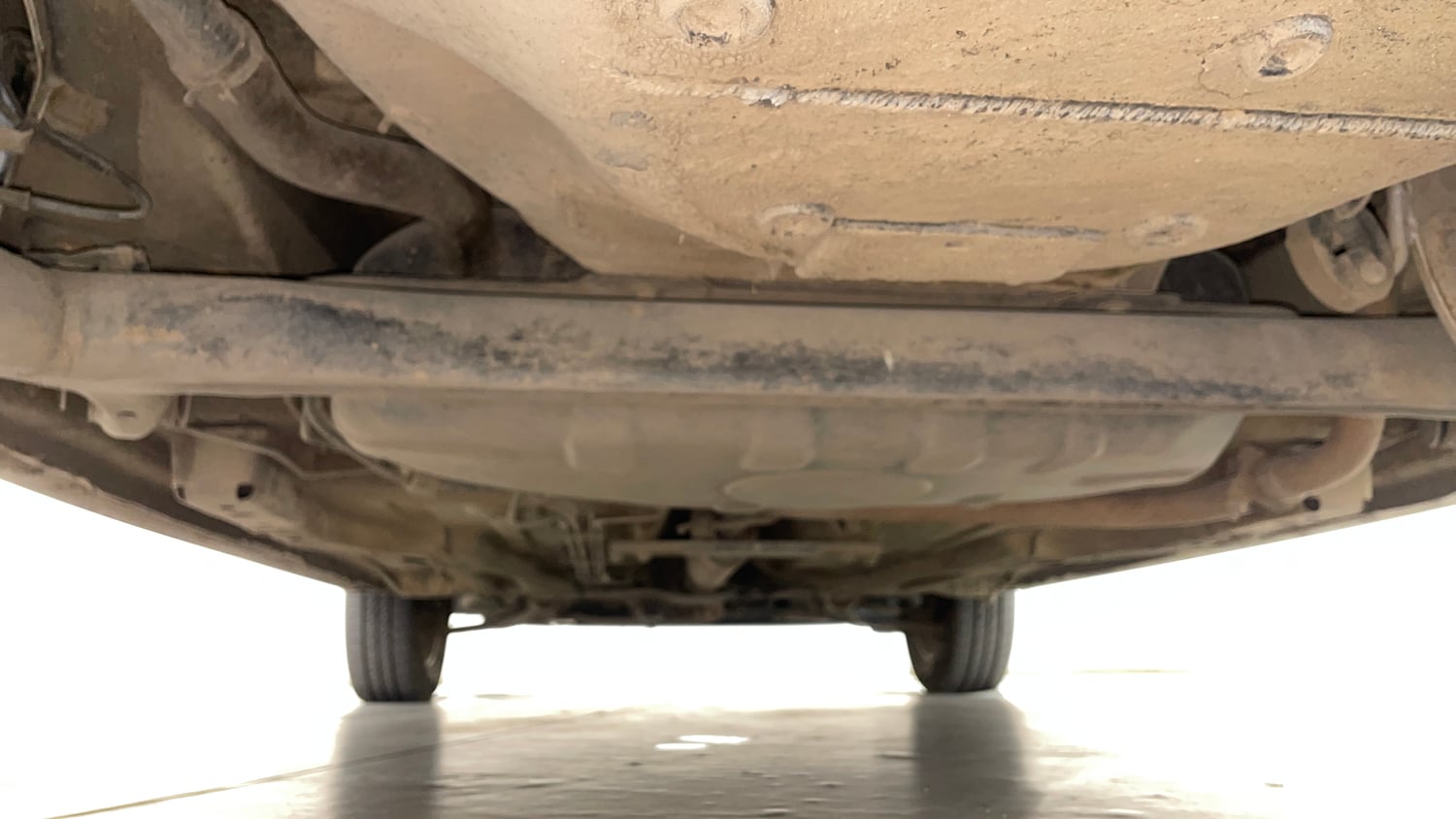 Used 2017 Tata Tiago Revotron XZA Petrol Automatic extra REAR UNDERBODY VIEW (TAKEN FROM REAR)