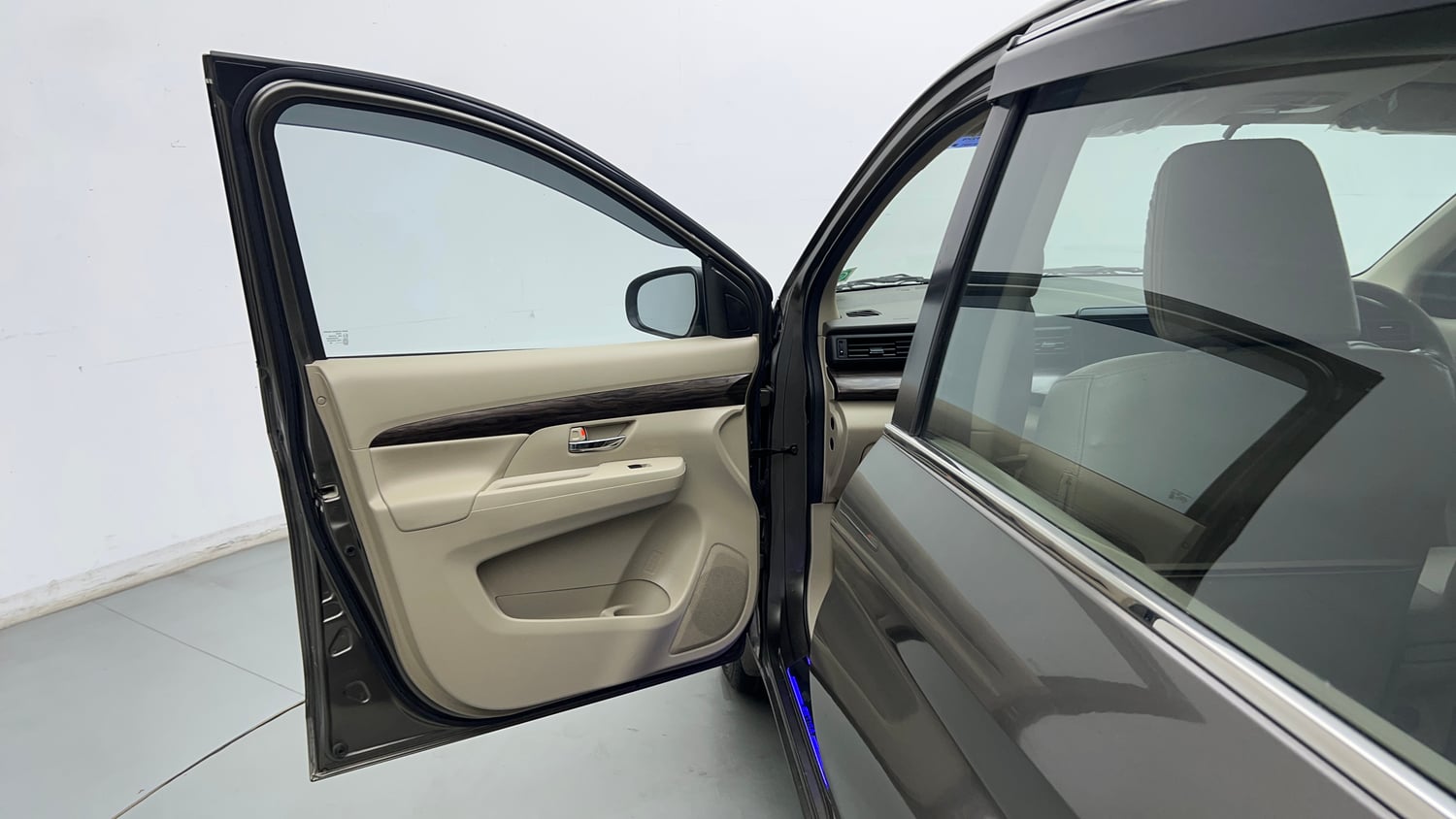 Used 2021 Maruti Suzuki New Ertiga ZXi Plus Petrol Manual interior LEFT FRONT DOOR OPEN VIEW
