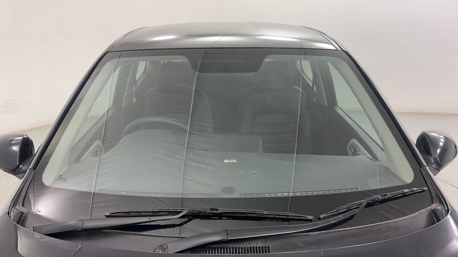 Used 2024 Hyundai Aura SX 1.2 CNG Cng Manual exterior FRONT WINDSHIELD VIEW