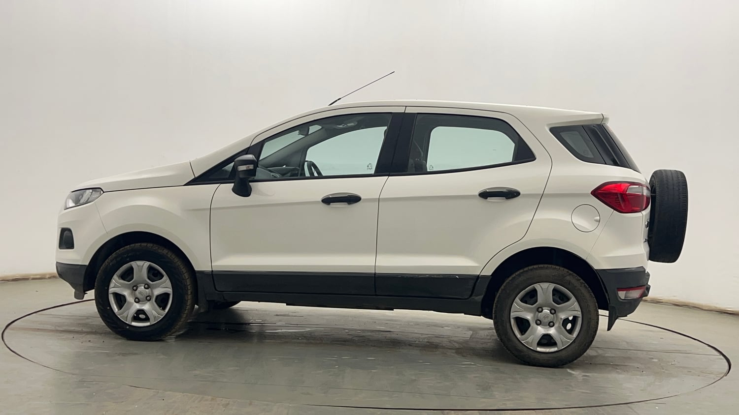Used 2017 Ford EcoSport Ambiente 1.5L Ti-VCT Petrol Manual exterior LEFT SIDE VIEW