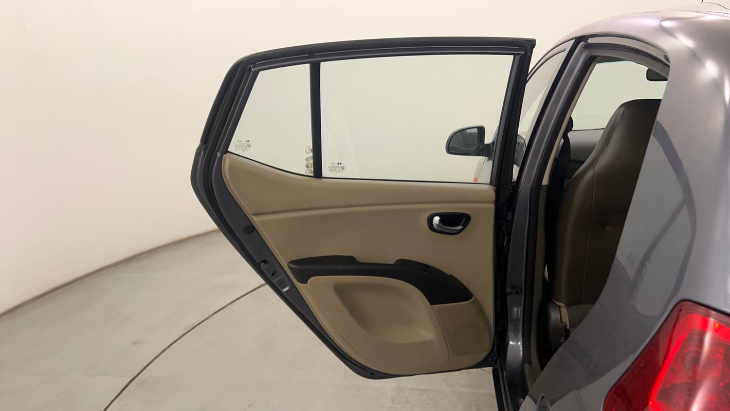 Used 2014 Hyundai i10 Sportz 1.1 iRDE2 Petrol Manual interior LEFT REAR DOOR OPEN VIEW