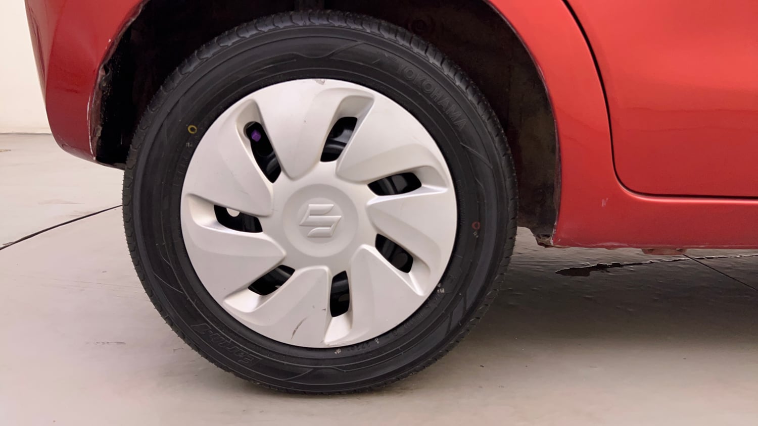 Used 2014 Maruti Suzuki Celerio VXi Petrol Manual tyres RIGHT REAR TYRE RIM VIEW