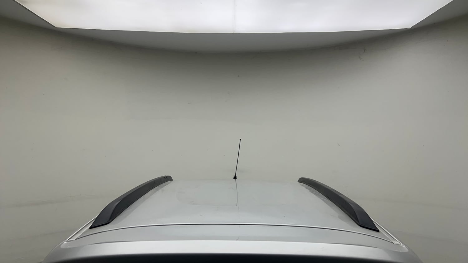 Used 2018 Renault Kwid RXT Opt Petrol Manual exterior EXTERIOR ROOF VIEW