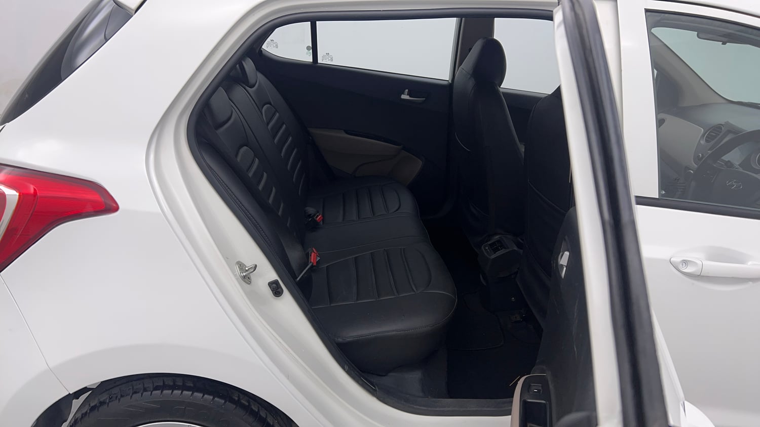 Used 2018 Hyundai Grand i10 Sportz 1.2 Kappa VTVT Petrol Manual interior RIGHT SIDE REAR DOOR CABIN VIEW