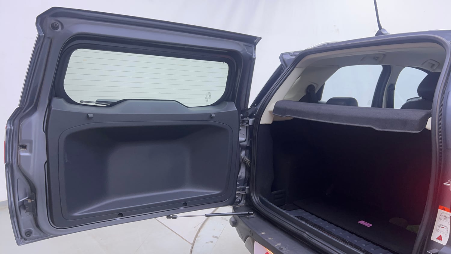 Used 2020 Ford EcoSport Titanium 1.5L TDCi Diesel Manual interior DICKY DOOR OPEN VIEW