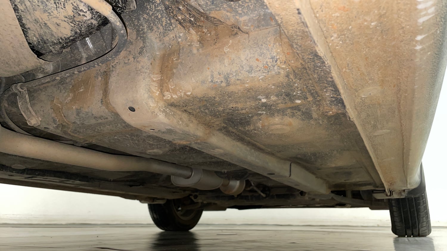 Used 2022 Hyundai Grand i10 Nios Sportz AMT 1.2 Kappa VTVT Petrol Automatic extra REAR RIGHT UNDERBODY VIEW