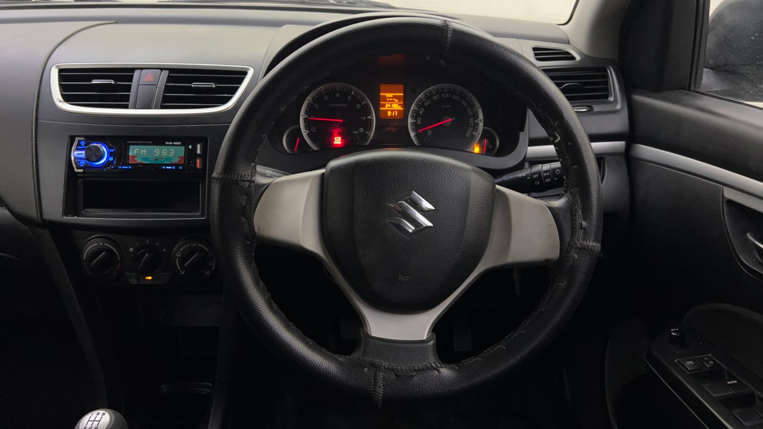 Used 2014 Maruti Suzuki Swift VXi Petrol Manual interior STEERING VIEW