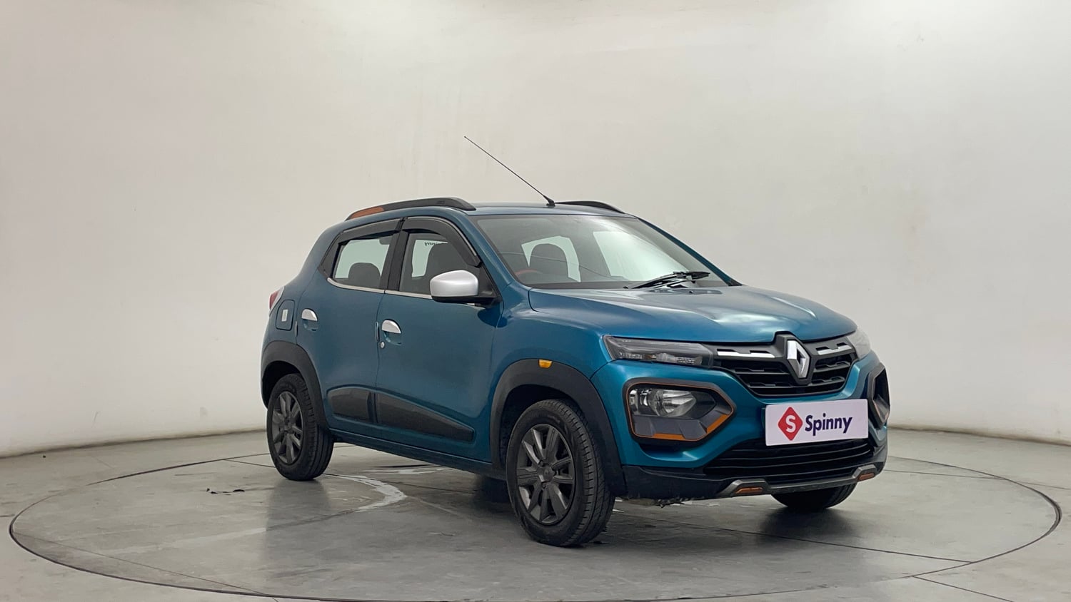 Used 2021 Renault Kwid CLIMBER 1.0 AMT Opt Petrol Automatic exterior RIGHT FRONT CORNER VIEW