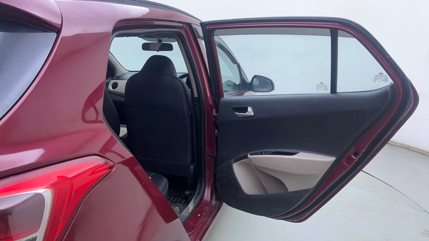 Used 2017 Hyundai Grand i10 Asta AT 1.2 Kappa VTVT (O) Petrol Automatic interior RIGHT REAR DOOR OPEN VIEW