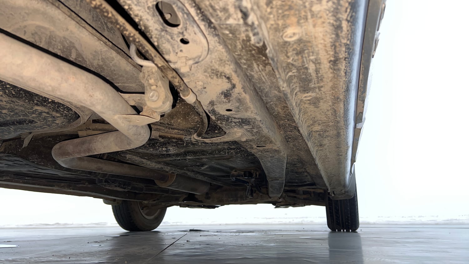 Used 2021 Maruti Suzuki New Ertiga ZXi Plus Petrol Manual extra REAR RIGHT UNDERBODY VIEW