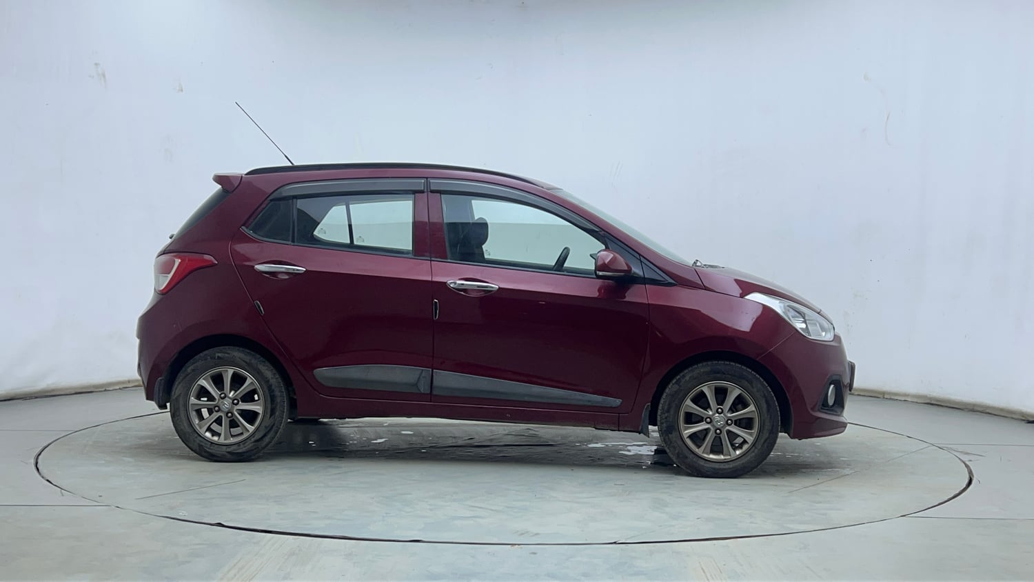 Used 2017 Hyundai Grand i10 Asta AT 1.2 Kappa VTVT (O) Petrol Automatic exterior RIGHT SIDE VIEW