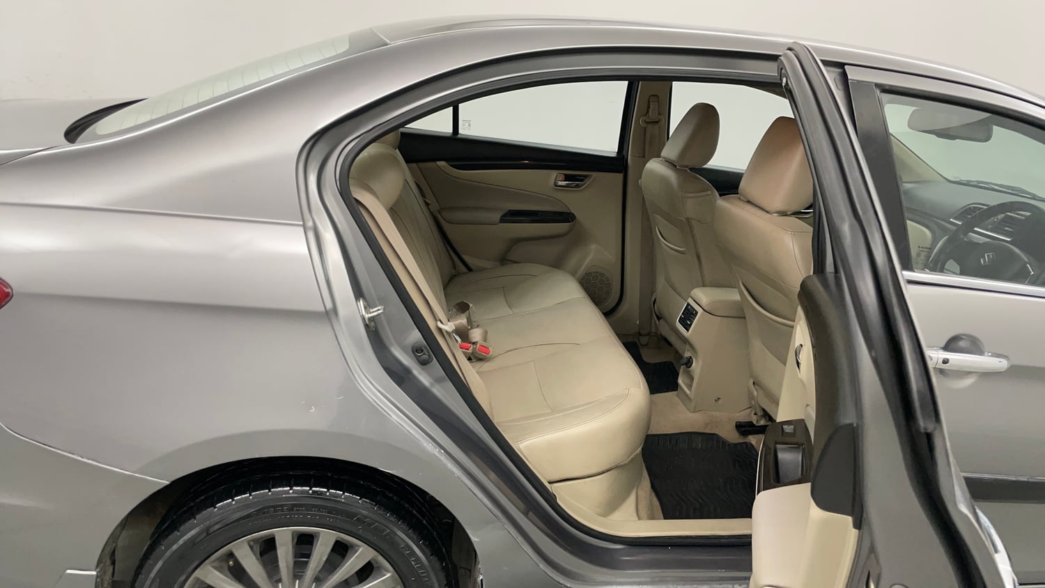 Used 2017 Maruti Suzuki Ciaz Alpha 1.4 MT Petrol Manual interior RIGHT SIDE REAR DOOR CABIN VIEW