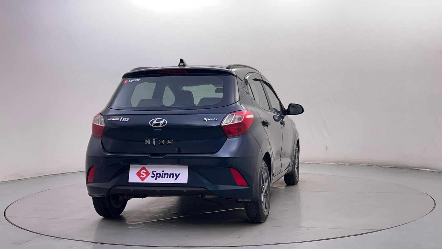 Used 2021 Hyundai Grand i10 Nios Sportz AMT 1.2 CRDi Diesel Automatic exterior RIGHT REAR CORNER VIEW