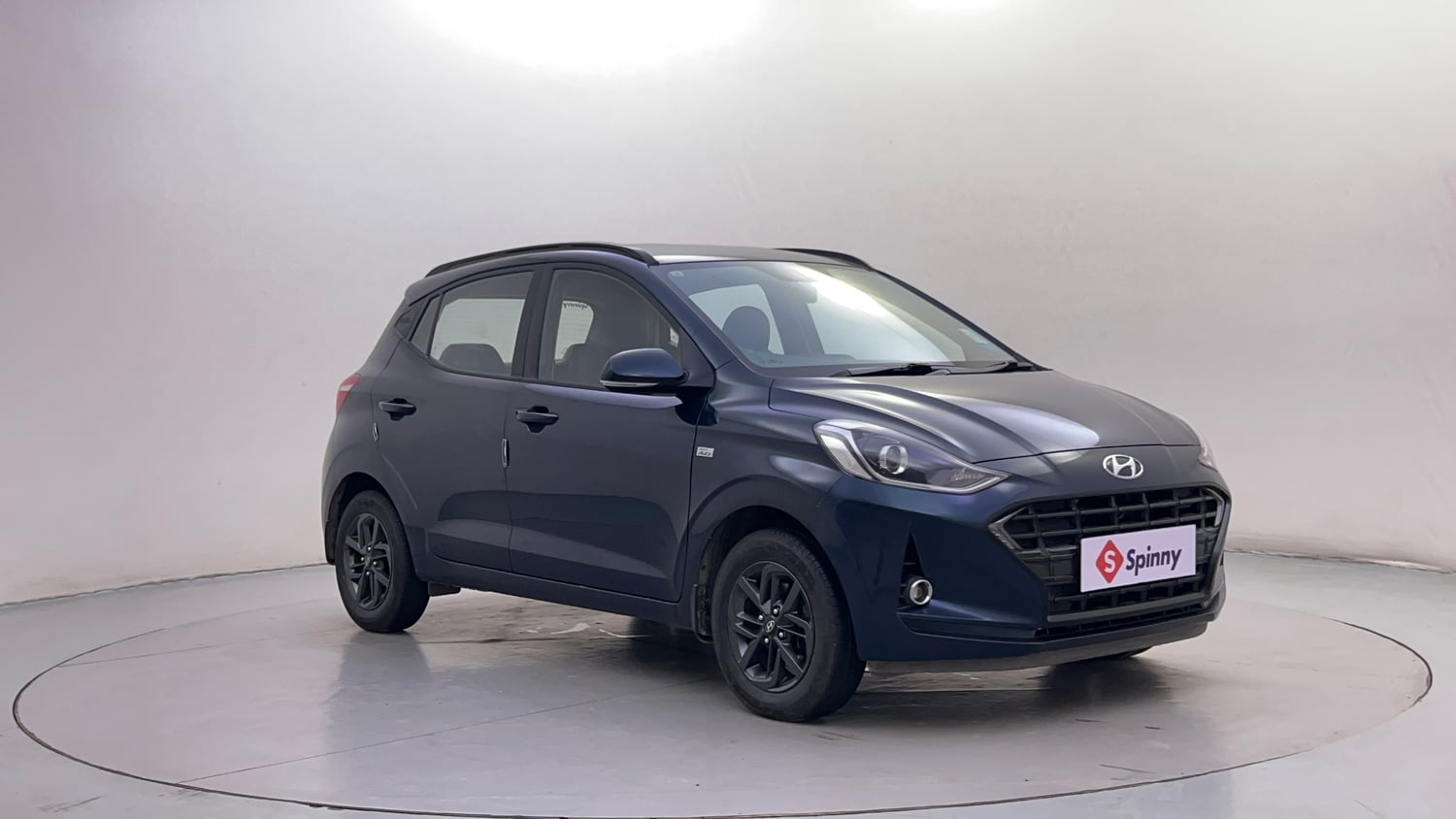Used 2021 Hyundai Grand i10 Nios Sportz AMT 1.2 Kappa VTVT Petrol Automatic exterior RIGHT FRONT CORNER VIEW