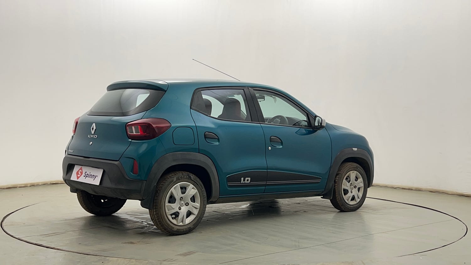 Used 2022 Renault Kwid RXT 1.0 AMT Petrol Automatic exterior RIGHT REAR CORNER VIEW