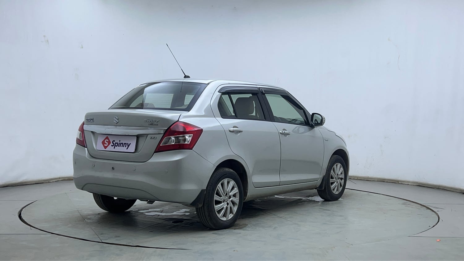 Used 2015 Maruti Suzuki Swift Dzire ZXI Petrol Manual exterior RIGHT REAR CORNER VIEW