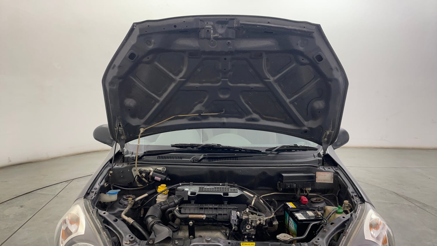 Used 2016 Maruti Suzuki Alto 800 Lxi Petrol Manual engine ENGINE & BONNET OPEN FRONT VIEW