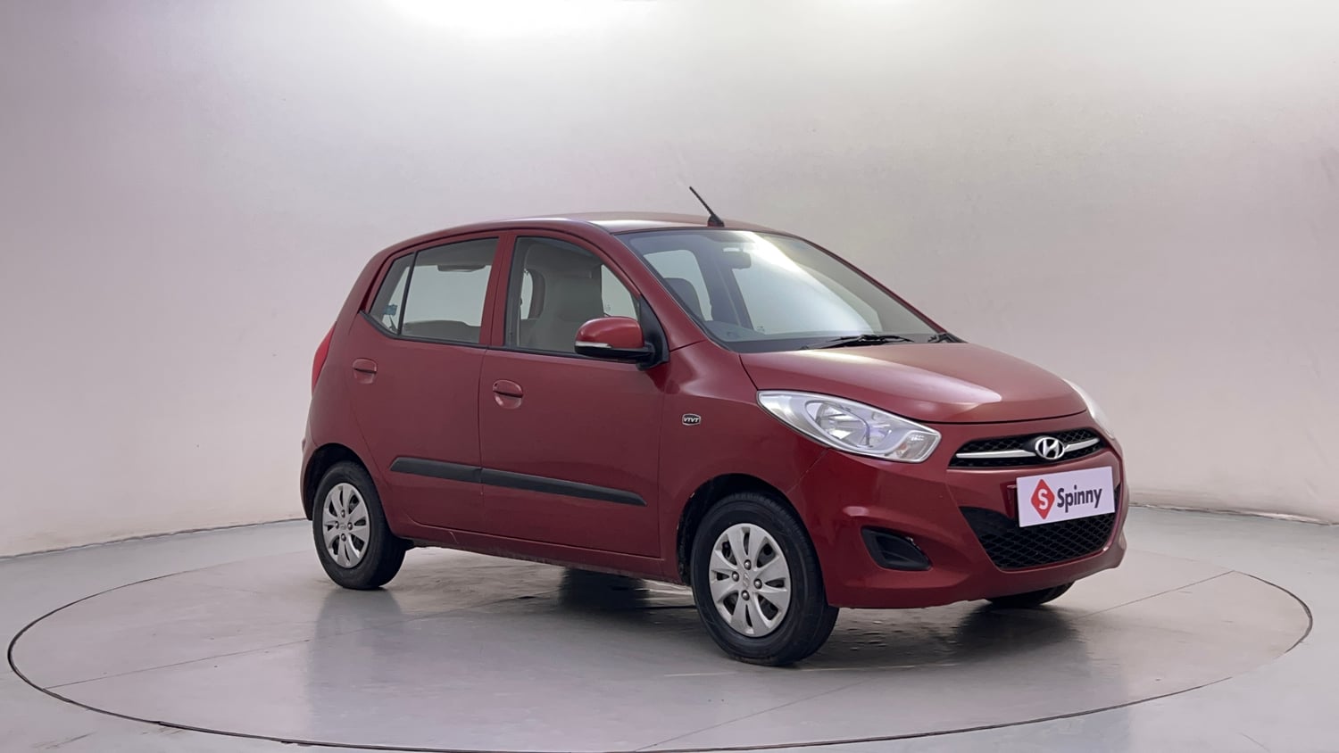 Used 2013 Hyundai i10 Magna 1.2 Kappa2 Petrol Manual exterior RIGHT FRONT CORNER VIEW