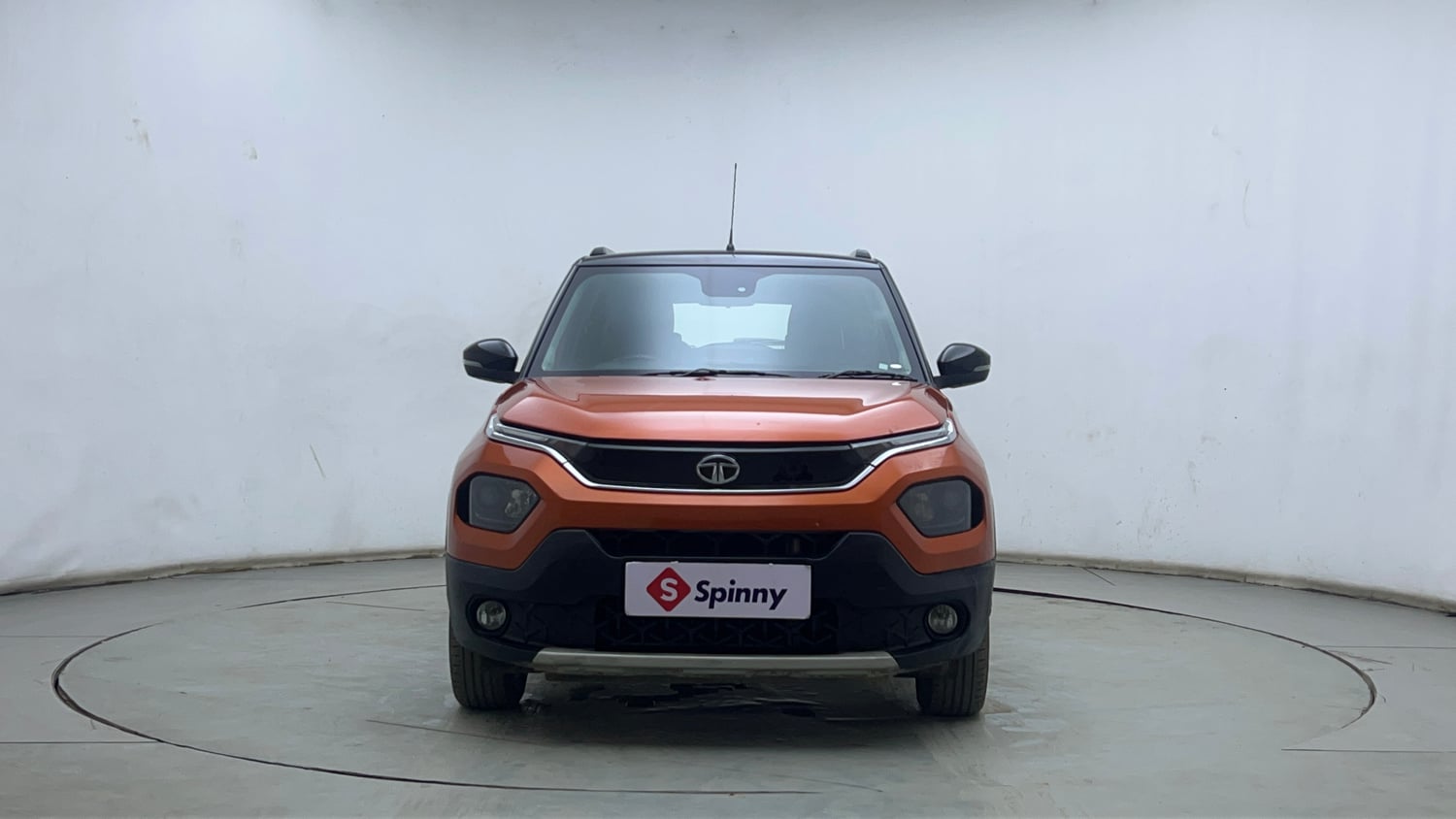 Used 2023 Tata Punch Creative Dual Tone AMT Petrol Automatic exterior FRONT VIEW