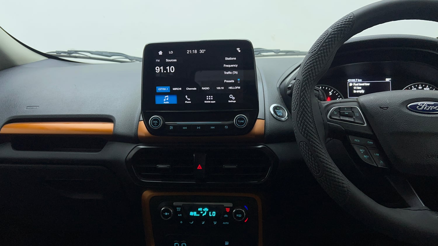 Used 2019 Ford EcoSport S Petrol Petrol Manual interior MUSIC SYSTEM & AC CONTROL VIEW