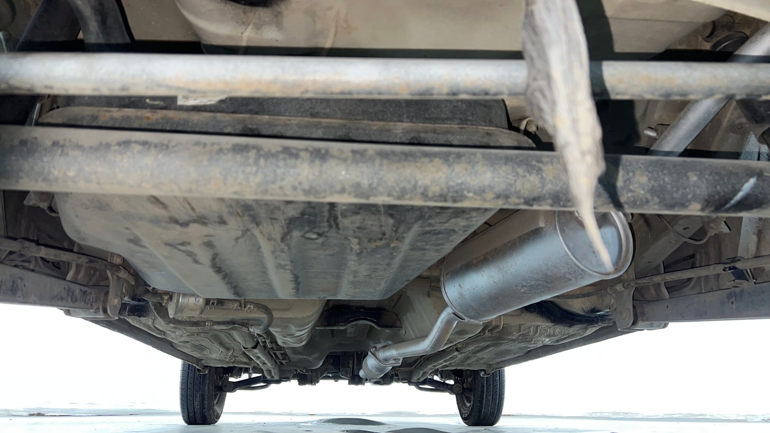 Used 2016 Maruti Suzuki Alto 800 Vxi Petrol Manual extra REAR UNDERBODY VIEW (TAKEN FROM REAR)