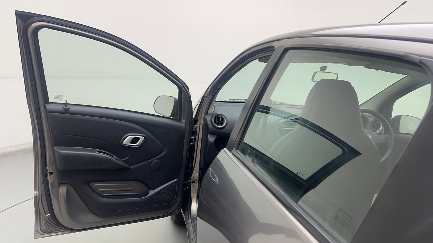 Used 2018 Datsun Redi-GO T (O) Petrol Manual interior LEFT FRONT DOOR OPEN VIEW