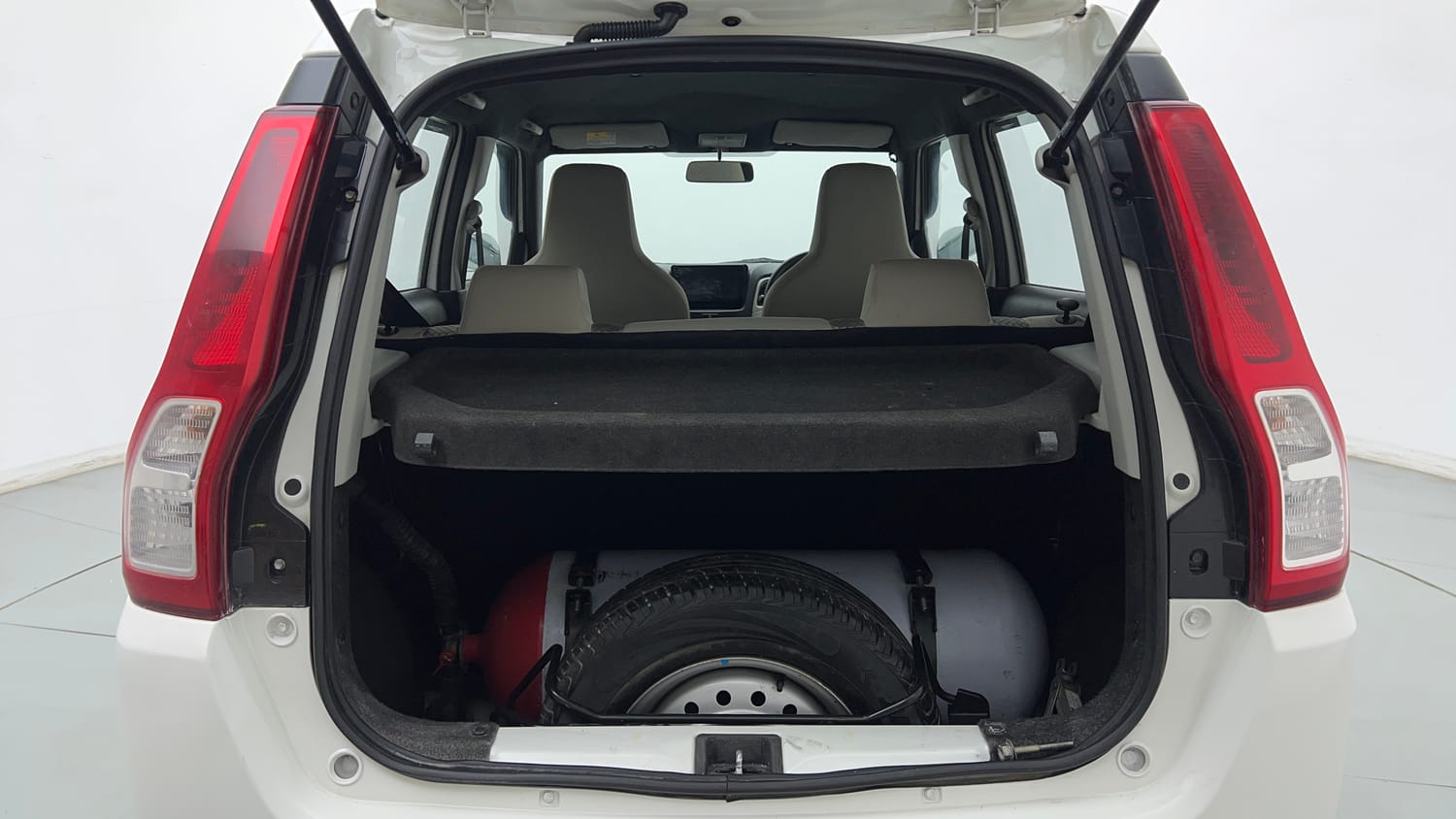 Used 2021 Maruti Suzuki Wagon R LXi (O) 1.0 CNG Cng Manual interior DICKY INSIDE VIEW