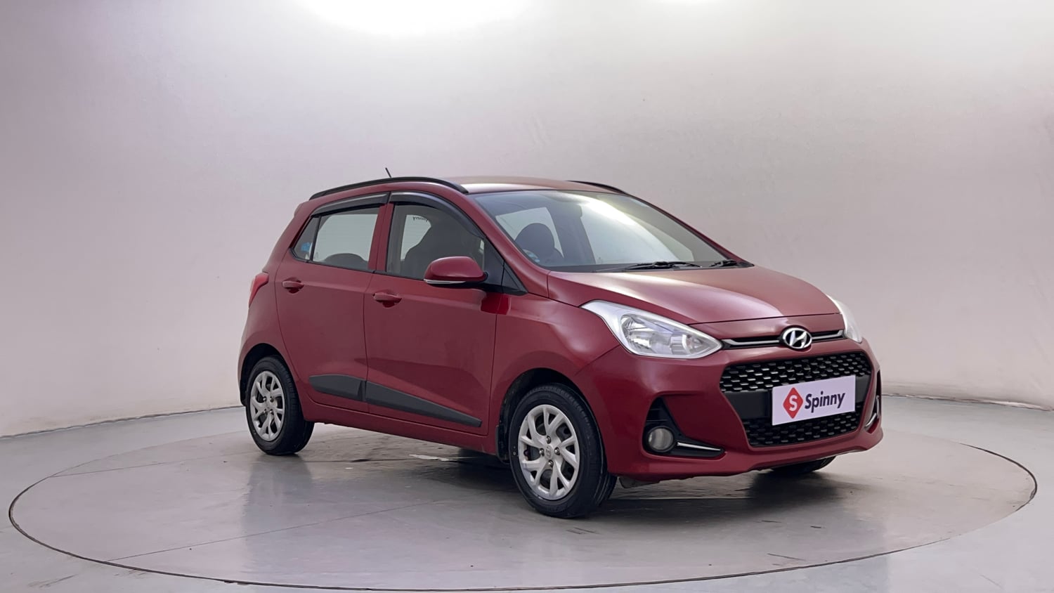 Used 2018 Hyundai Grand i10 Sportz 1.2 Kappa VTVT Petrol Manual exterior RIGHT FRONT CORNER VIEW