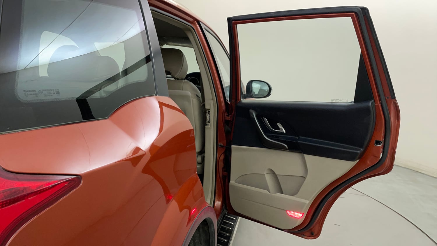 Used 2016 Mahindra XUV500 W8 AT Diesel Automatic interior RIGHT REAR DOOR OPEN VIEW