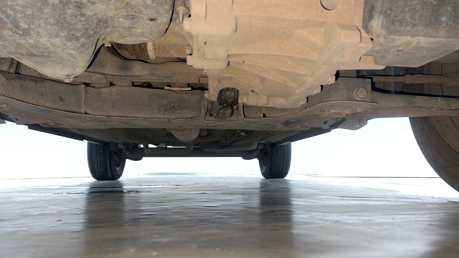 Used 2020 Ford EcoSport S MT 1.5 Ti-VCT Petrol Manual extra FRONT LEFT UNDERBODY VIEW