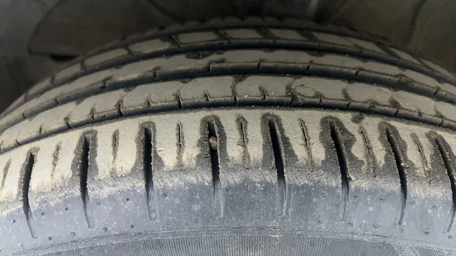 Used 2024 Maruti Suzuki Baleno Alpha MT Petrol Manual tyres LEFT FRONT TYRE TREAD VIEW