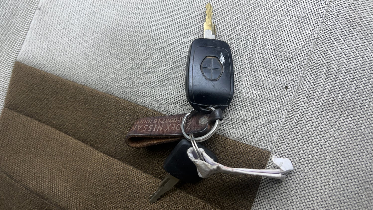 Used 2018 Datsun Redi-GO T (O) Petrol Manual extra CAR KEY VIEW