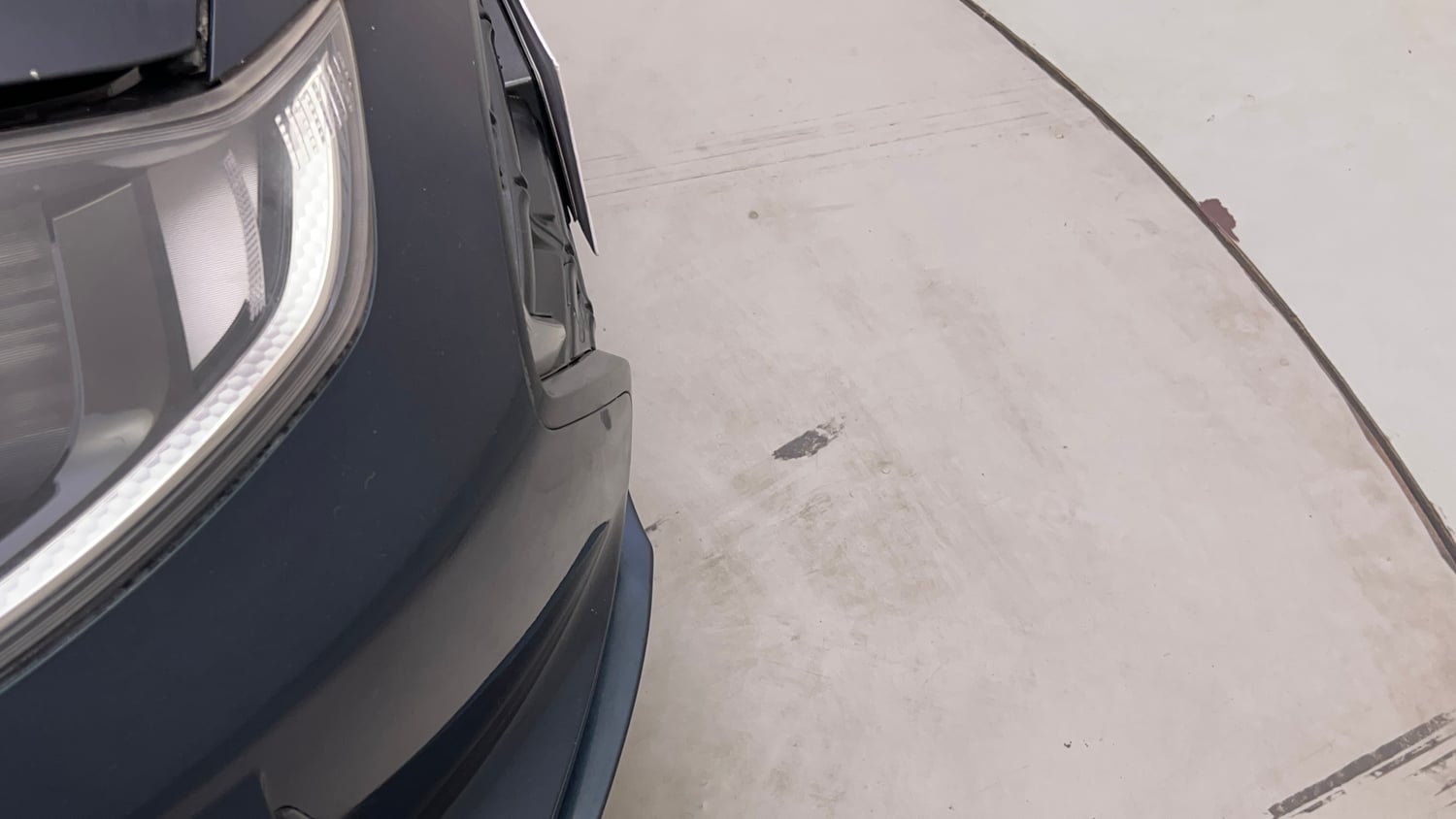 Used 2021 Hyundai Grand i10 Nios Sportz AMT 1.2 Kappa VTVT Petrol Automatic dents MINOR SCRATCH