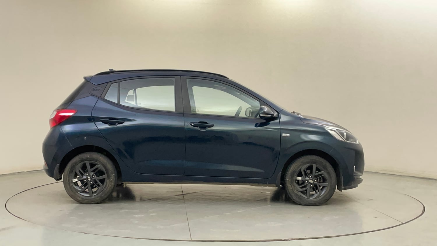 Used 2022 Hyundai Grand i10 Nios Sportz AMT 1.2 Kappa VTVT Petrol Automatic exterior RIGHT SIDE VIEW