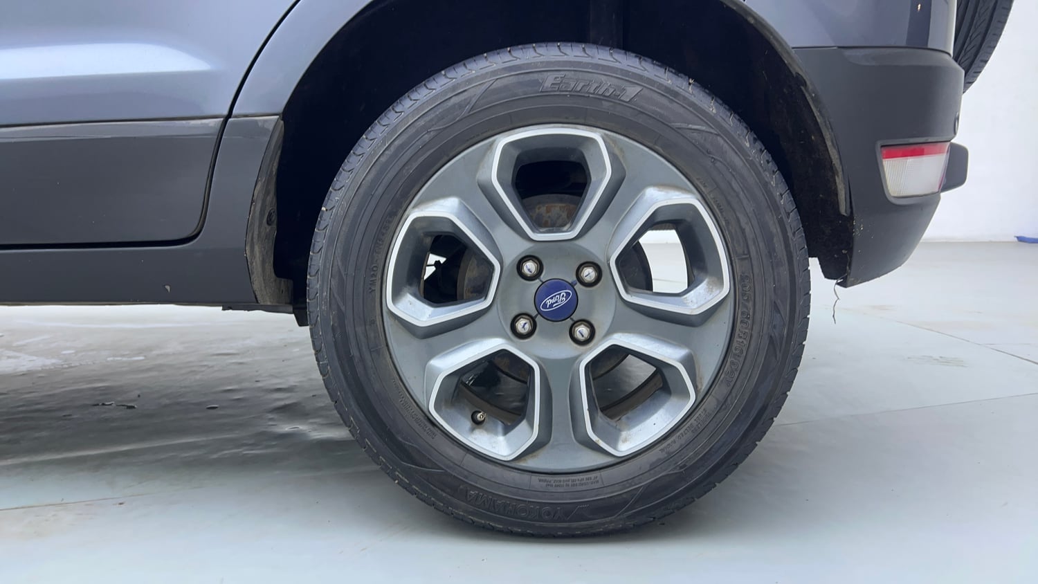 Used 2020 Ford EcoSport S MT 1.5 Ti-VCT Petrol Manual tyres LEFT REAR TYRE RIM VIEW