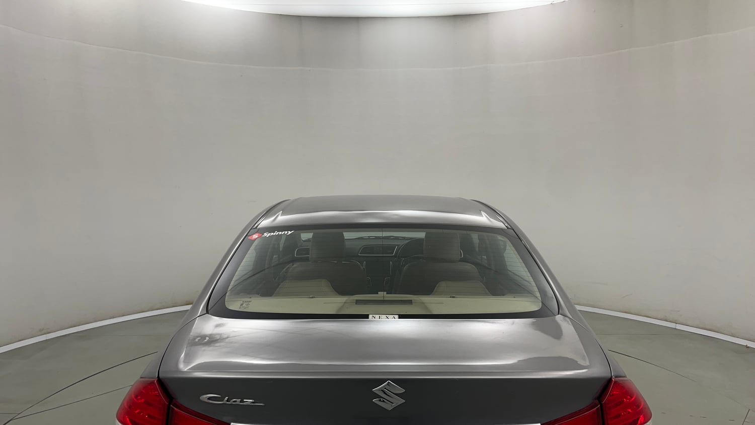 Used 2017 Maruti Suzuki Ciaz Alpha 1.4 MT Petrol Manual exterior BACK WINDSHIELD VIEW