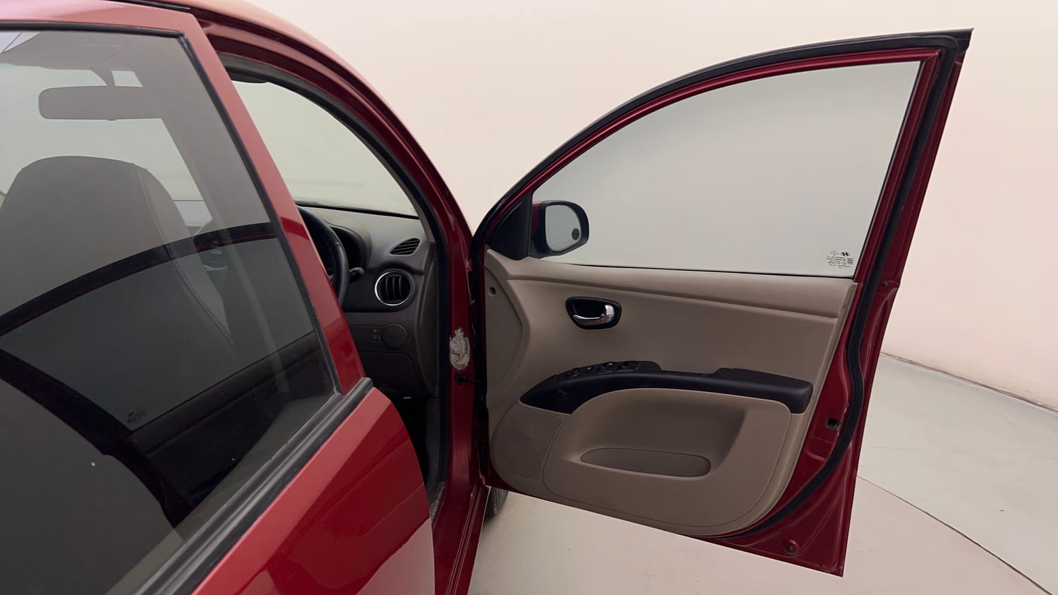 Used 2013 Hyundai i10 Sportz 1.2 AT Kappa2 Petrol Automatic interior RIGHT FRONT DOOR OPEN VIEW