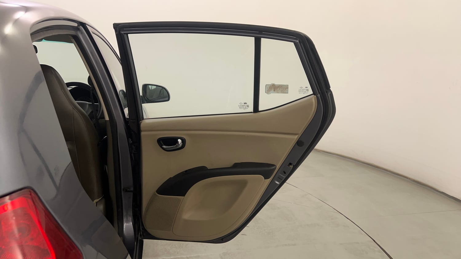 Used 2014 Hyundai i10 Sportz 1.1 iRDE2 Petrol Manual interior RIGHT REAR DOOR OPEN VIEW