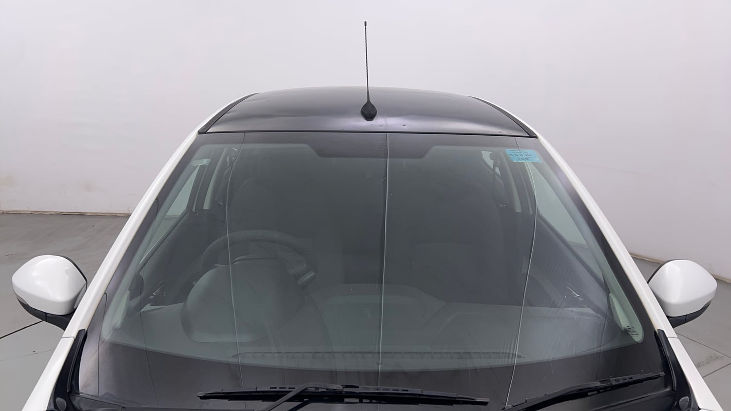 Used 2019 Tata Tiago Revotron XZ Plus Petrol Manual exterior FRONT WINDSHIELD VIEW